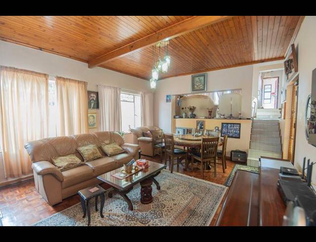 4 BEDROOM HOUSE FOR SALE IN MALABAR